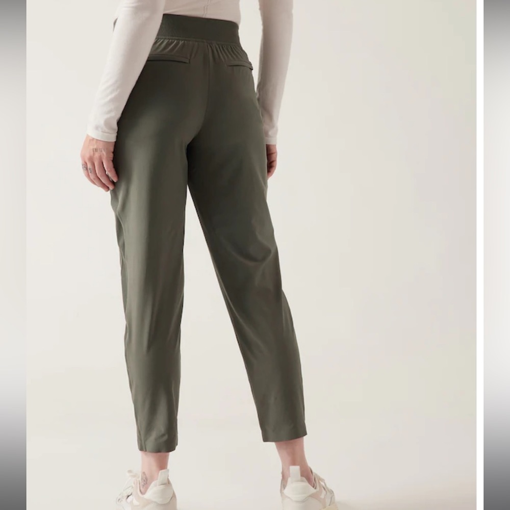 Athleta Brooklyn Ankle Pant in Mountain Olive